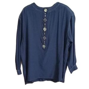 Vintage plus size decorative button top